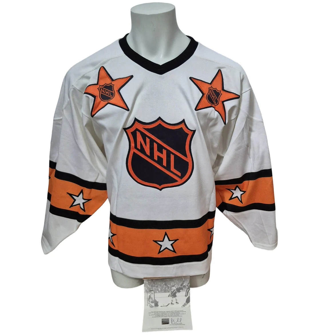 Chandail officiel GNR signé - Bobby Orr All-Star blanc 1975 LE/44 GNR coa - Image 2